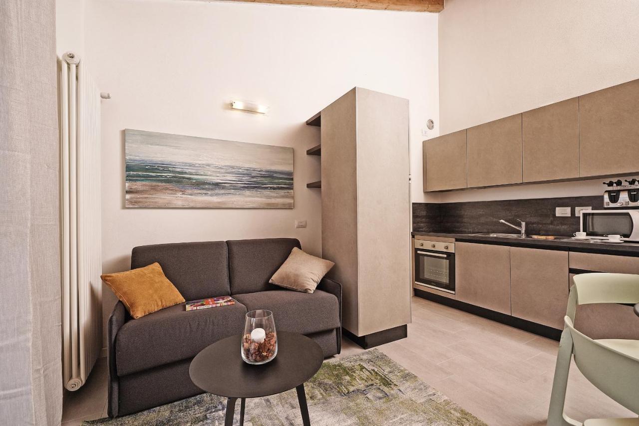 Corte Fasanella 78 ตอสโกลาโน มาแดร์โน ภายนอก รูปภาพ