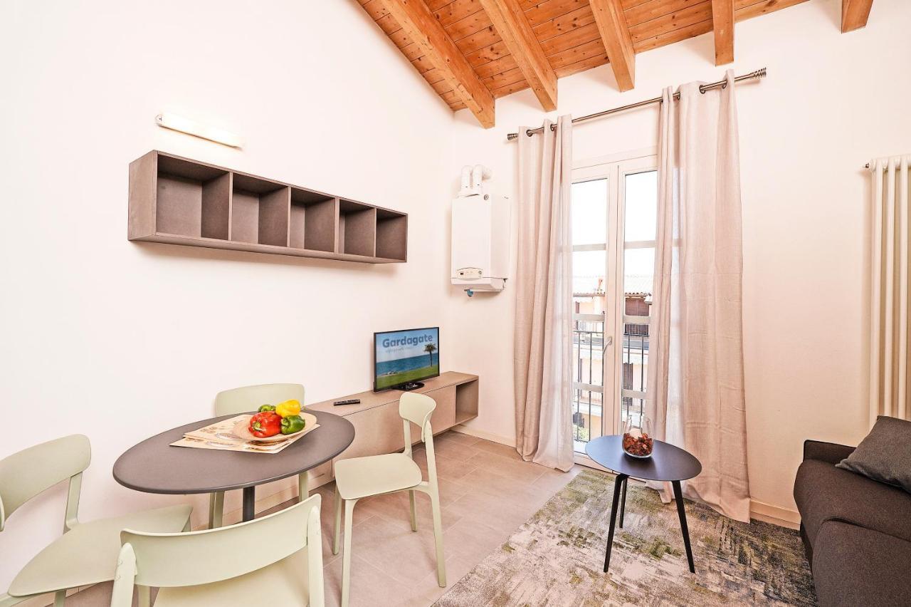 Corte Fasanella 78 ตอสโกลาโน มาแดร์โน ภายนอก รูปภาพ